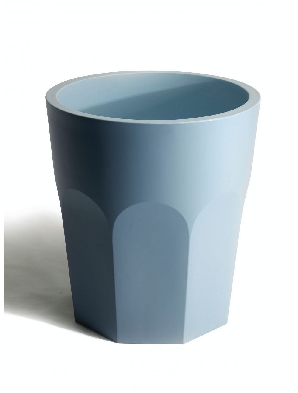 Sales Online Vase Cubalibre Polyethylene Plust @ SedieDesign Russia